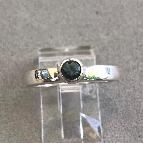 Montana saffier solitaire ring