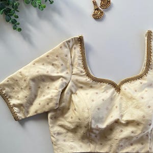 Off-White Minimal Handwork Blouse