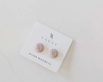 Ímãs Hijab Anti-Snag: Acabamento Fosco Resistente - Bege Duna, 2 Pares
