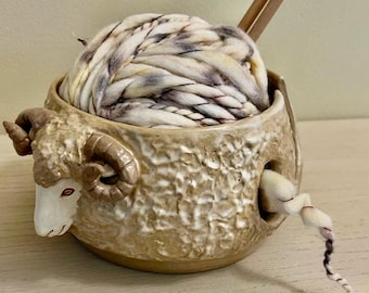 Ram yarn bowl