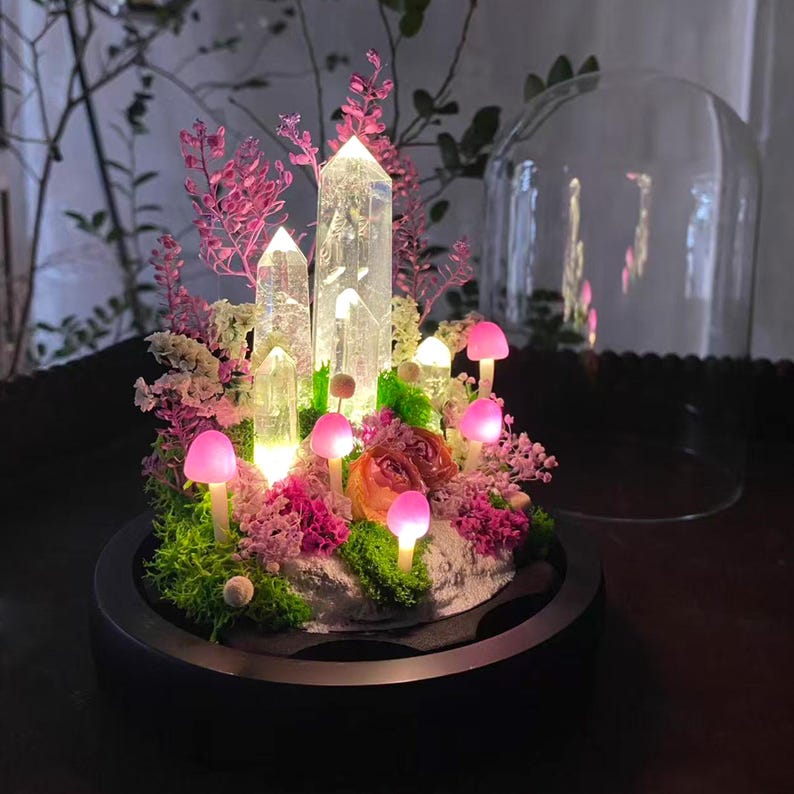 Naturlig klar kvartskristalllampa, förtrollad rosa skogslampa, svampnattlampa med glödande kristalltorn, present till älskare, heminredning bild 10