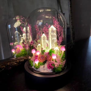 Naturlig klar kvartskristalllampa, förtrollad rosa skogslampa, svampnattlampa med glödande kristalltorn, present till älskare, heminredning bild 1