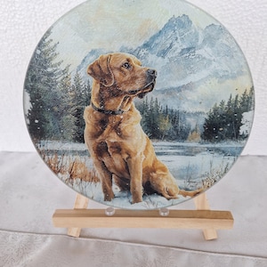 8-in Labrador Design Trivet, Matching Absorbent Neoprene Coasters Available, Round Glass Trivet/Cutting board, Retriever Design, Free Tripod