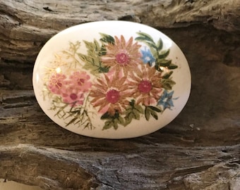 Beautiful Vintage Hand Painted Floral Porcelain Brooch Pin