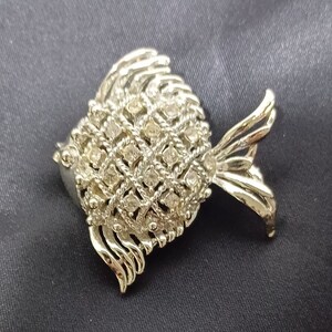 MOTHER&#39;S DAY GIFT Vintage Sparkly Rhinestone Puffer Fish Pin