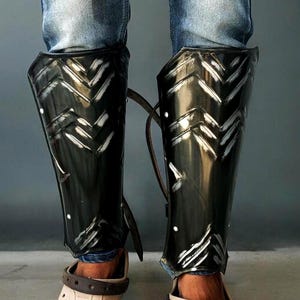 Medieval Steel Leg Guards | Knight, Elven Dwarven Greaves Armor | LARP Cosplay Battle Gear | Halloween Costume Gift for Him