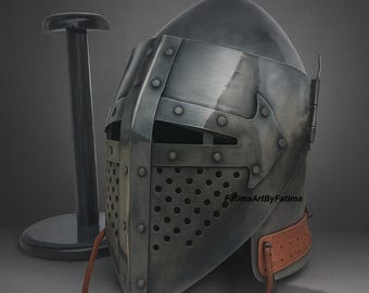 Mittelalterliche Beckenhaube Barbuta Römerhelm - Buhurt-Schlacht, LARP-Rüstung, freier Stand