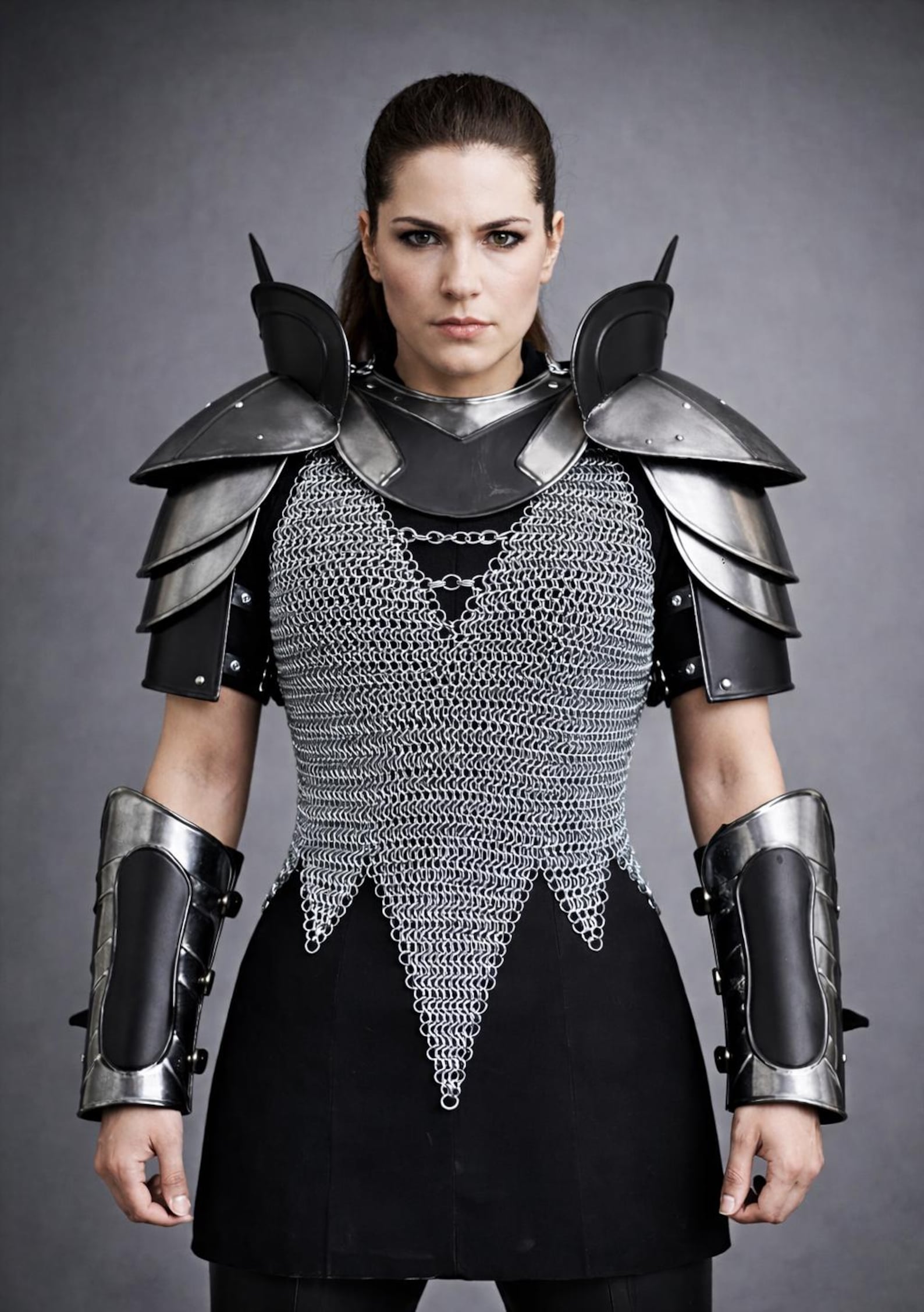 Medieval Female Knight Armor Set – Steel Gorget, Pauldron & Chainmail ...