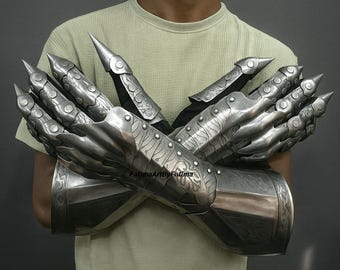 Medieval Nazgul Gauntlet Gloves | Gothic Steel Armor Gauntlets Pair | Halloween Cosplay Roleplay Costume