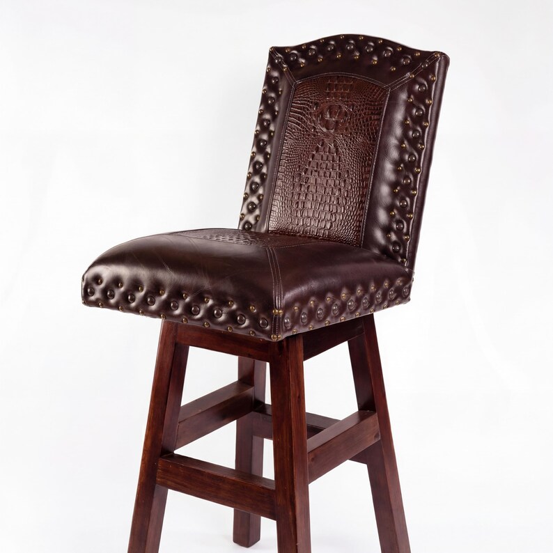 Brown Brindle & Croc Embossed Leather Swivel Wingback Barstool bild 3