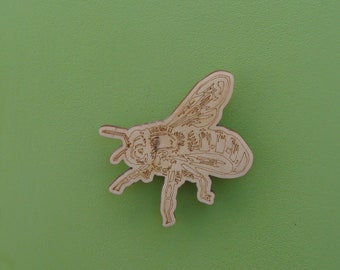 Bee Magnet, engraved wood