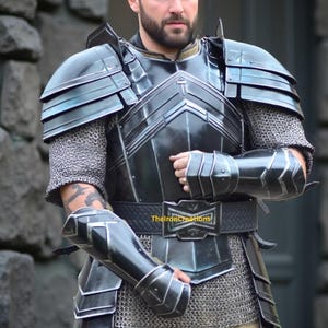Moria Dwarf Full Body Armor – Dwarven Steel Knight Suit with Helmet, Cuirass, Pauldrons, Bracers & Greaves
