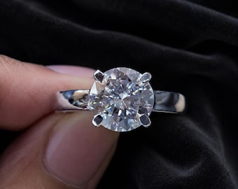 4Ct Round Moissanite Solitaire Engagement Ring, 4-Prong Classic Wedding Band, Sterling Silver (DGLA Certified)