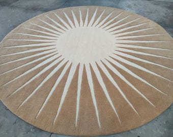 Sunburst Round Rug, Beige modern decor for living rooms, New Zealand wool radiating pattern, Custom sizes available