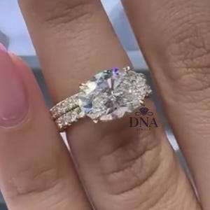 Bague de fiançailles ovale est-ouest, 4 dents ovale horizontal 3,5 carats moissanite 12 x 8 mm avec anneau assorti bague de fiançailles pour mariage nuptiale