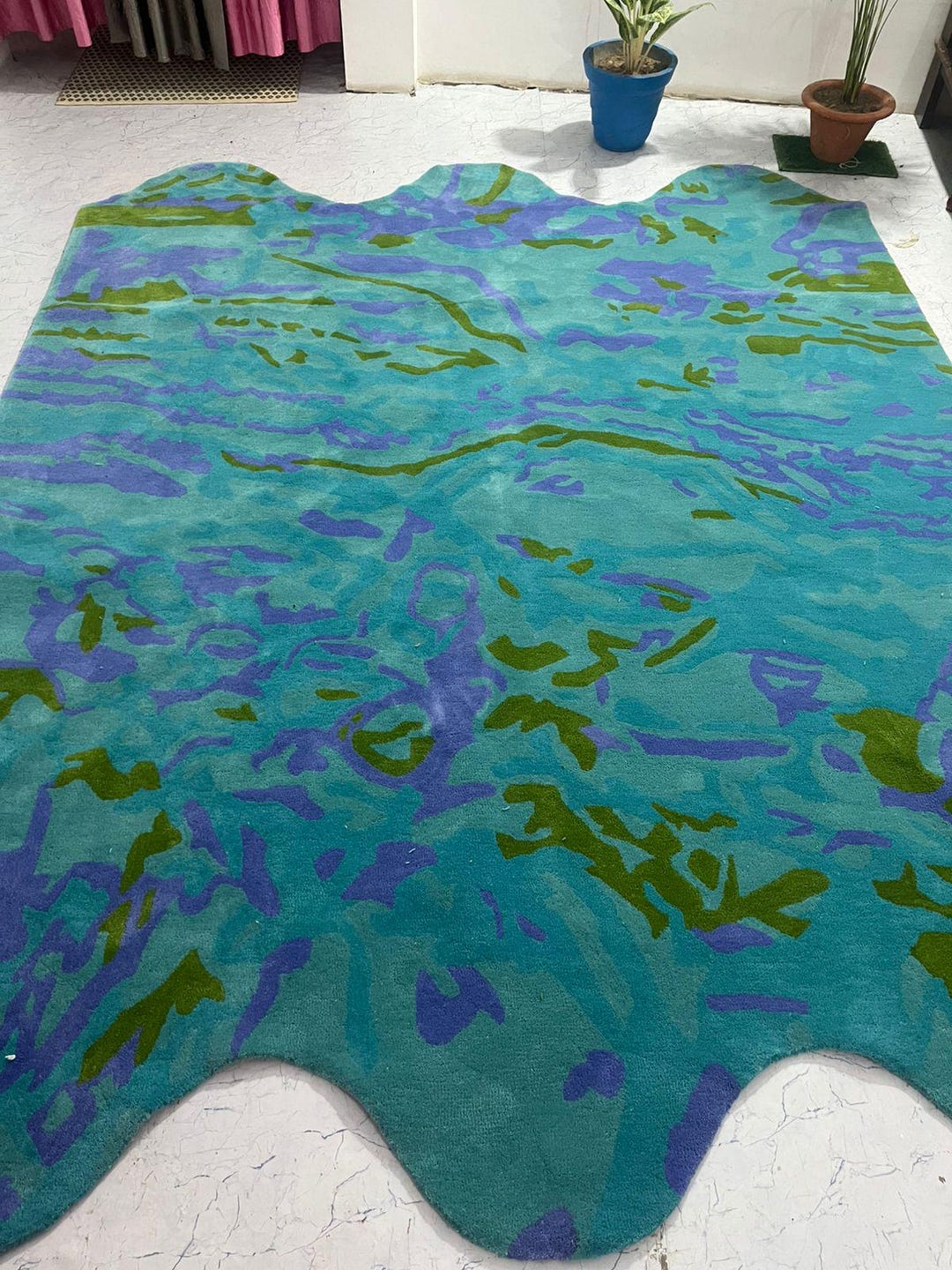 Modern Luxury Abstract Irregular Area Rug | Organic Shape Contemporary ...