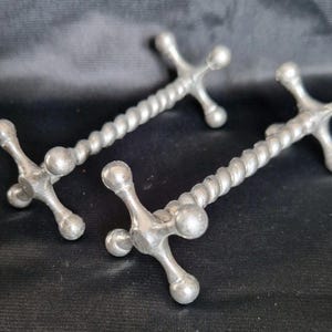 Vintage Small Pair of Silver Coloured Metal Cutlery Stands/Knife Rests