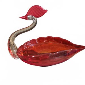 Ruby red glass crested bird bowl. A large impressive item, attributed to Murano