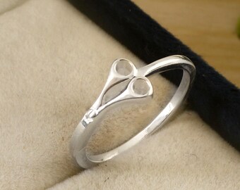thumbnail image 2 of Sterling Silver Barber Shop Comb & Scissors Ring - High Polished .925 Silver 2 of 9