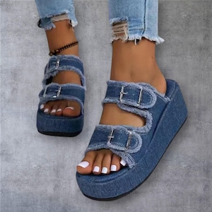 Denim Buckle Sandals: Women&#39;s Summer Open Toe Flat Shoes