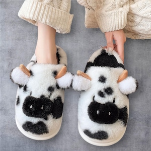 Unisex Cow Print Plush Slippers | Fuzzy Indoor House Shoes | Soft Warm Cozy Slippers | EU & US Sizes