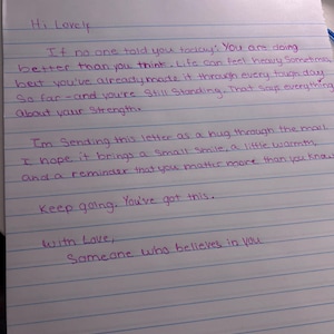 Handwritten “Mail Me a Hug” Letter – Uplifting Mail with Words of Encouragement