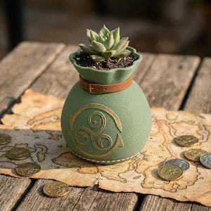 Elder Scrolls Heavy Sack Planter – Tamriel Coin Succulent Pot, Gamer Desk Decor