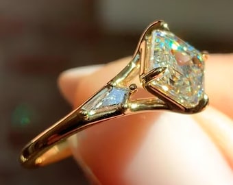 3 CT Asscher Cut Moissanite Wedding Ring 14K Solid Gold Engagement Ring Split Shank Ring Asscher Cut Moissanite ring Anniversary Ring