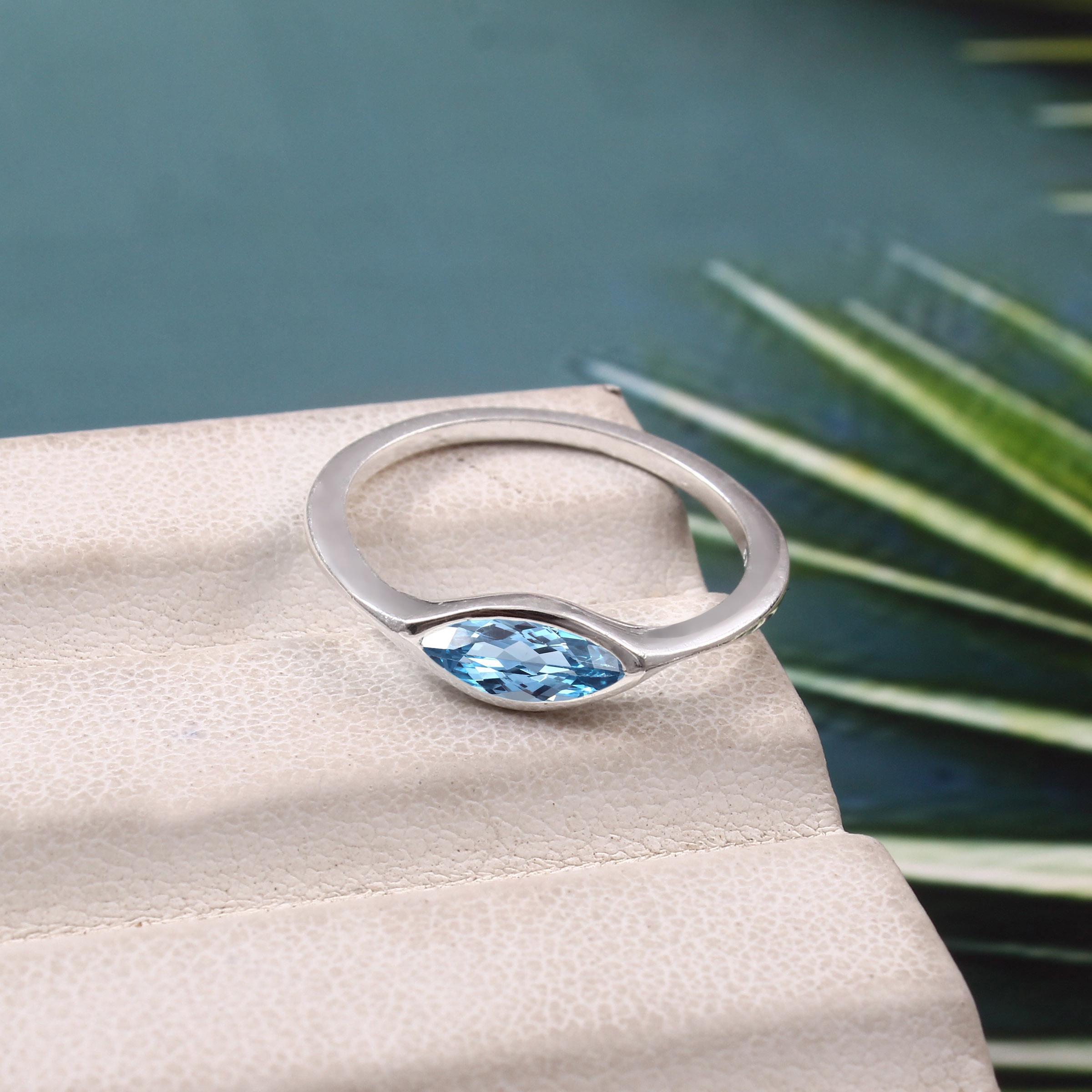 マーフィーブラジル産 天然アクアマ8.1CTホワイトサファイア925指輪 ブラジル産 天然シーブルーアクアマリン8.1CTホワイトサファイアSV925