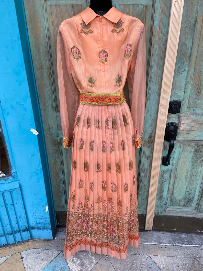 Vintage ALFRED SHAHEEN Apricot Floral Sleeveless Maxi Dress