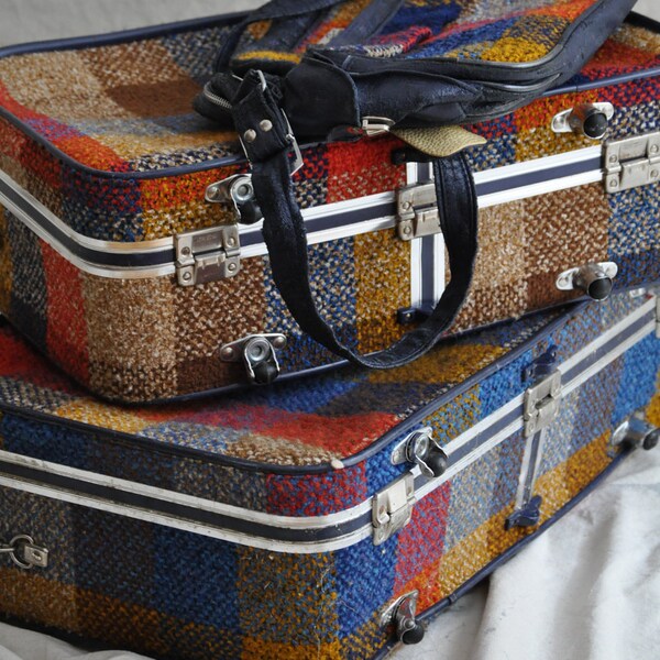 Vintage Luggage Set By Skyway in Plaid / Retro / Mod