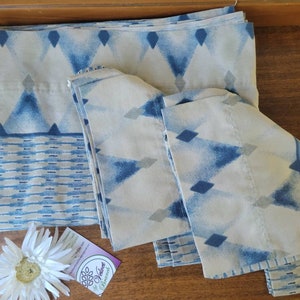 Vintage Percale Twin Sheet Set: Retro Navy Geometric Linens