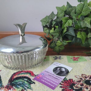 Vintage Glass & Silver Lidded Dish Bowl. Pretty Clear Glass Container with Silver Metal Top. Bathroom Vanity Storage