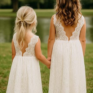Rustic Boho Flower Girl Dress in White, Tulle Dress for Wedding, Bohemian Style Outfit, Flower Girl Proposal Gift