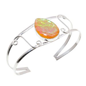 Handgjort armband i sterlingsilver med opal – justerbart armband med oktobersten