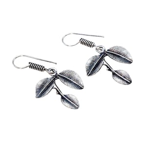 Elegant Sterling Silver Earrings – Leaf Earring Timeless, Lightweight, Hypoallergenic Jewelry for Everyday Wear or Special Occasions