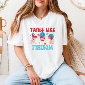4th of July Shirt - Patriotic USA Tee - Vintage American Flag T-Shirt - Freedom Celebration Top - Red White Blue Independence Day Tee