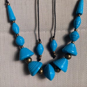COBALTO – Collana fatta a mano, gioiello fatto a mano con carta riciclata, regalo originale
