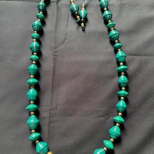 SUMATRA – Collana fatta a mano, gioiello fatto a mano con carta riciclata, regalo originale