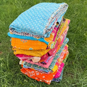 Vintage Kantha handgefertigte gesteppte Scraps indischer Sari-Stoff-Quadratpackung- Quilting Squares-Kantha Quilts-Kantha Fabric Ihre neuen Projekte
