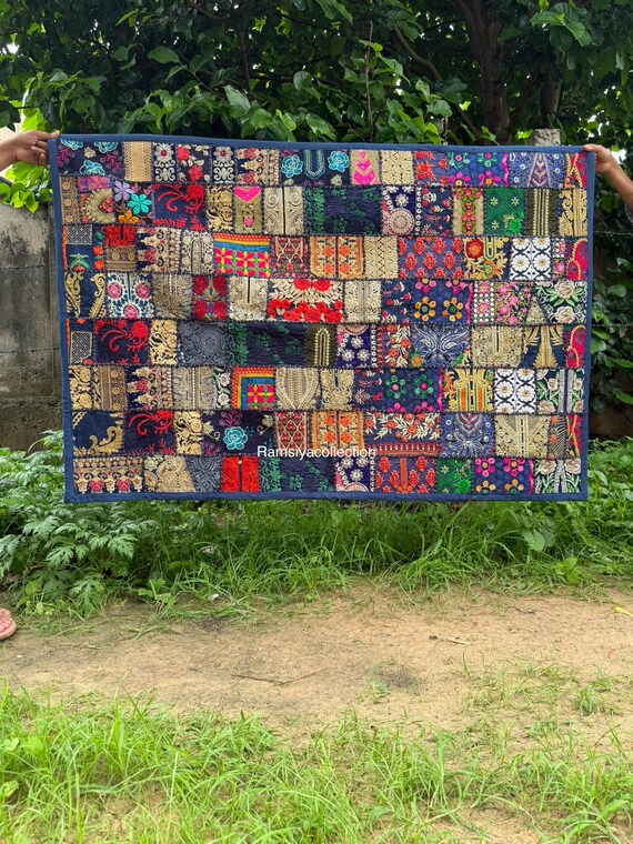 インド ビンテージ サリー パッチワーク タペストリー 刺繍 壁掛け