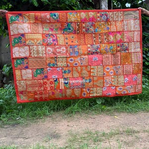Tapiz de patchwork vintage para colgar en la pared, tapiz de algodón, decoración de pared banjara, tapiz para el hogar, tapiz indio hecho a mano.