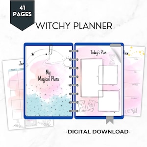 Puede incluir: Un planificador en espiral azul con el texto "Witchy Planner" y "My Magical Plans". El planificador presenta fondos de acuarela en rosa y azul, con ilustraciones de estrellas y sol. También se ve el texto "Digital Download".
