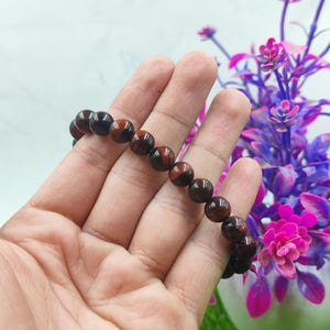 Red Tiger’s Eye Gemstone Beaded Bracelet -  Gemstone Stretch Bracelet Healing Strength Bracelet Gift for her, gift for him, Gift For Her
