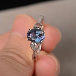 Alexandrite Solitaire Ring - Color Changing Gemstone Ring - 925 Sterling Silver Engagement Ring -  Anniversary Gift - Statement Ring