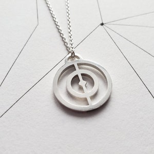Collar minimalista en capas, collar de monograma, collar inicial de plata de ley, regalo de cumpleaños de la hermana, regalo de cumpleaños 21 para ella