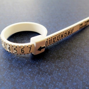 Measure Your Finger to Find Out What Ring Size You Are.here Best Way to  Determine Your Ring Size Using Paper 