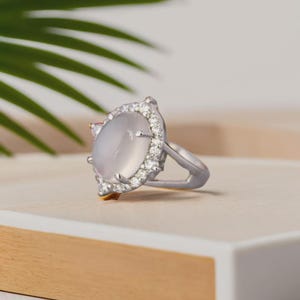 Natural Moonstone Ring, 925 Sterling Silver Ring Oval Moonstone Engagement Ring June Birthstone Ring Gift for Her Statement Ring Anniversary