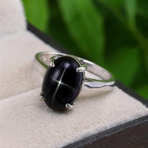 Black Star Ring, Sterling Silver Gemstone Ring, Unique Star Effect Jewelry Black Star Statement Ring, Black Ring, Handmade 925 Silver Ring