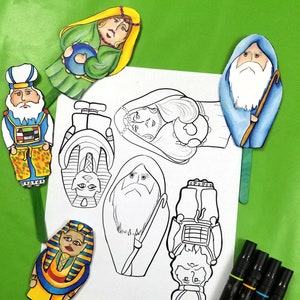 Passover Puppets PUPPETS full color Duo printable Pesach character and ten plagues makkot puppets a Pesach game and toy for kids